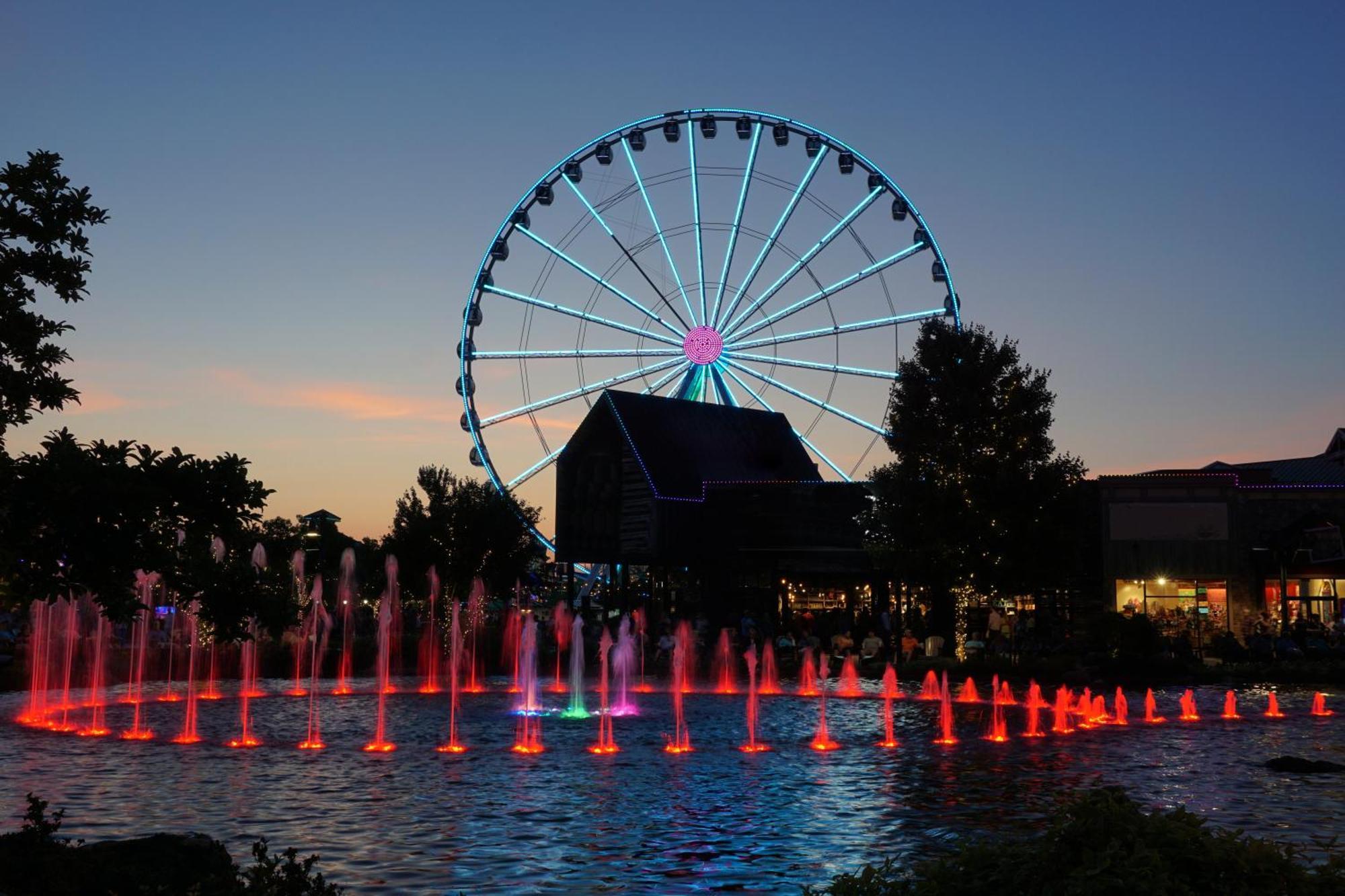Majestic Splash- 8 Bedroom, Indoor Pool, Hot Tub, 1089 Free Tickets Each Paid Day, Dollywood Sevierville Exterior foto